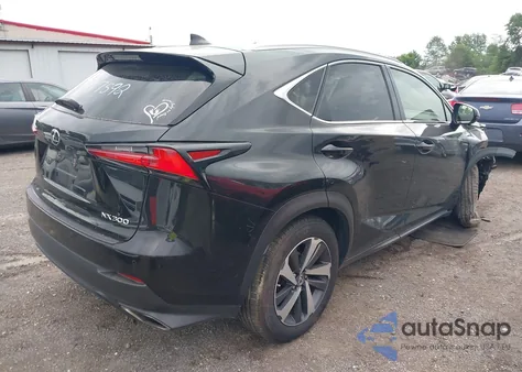 2018 Lexus Nx 300 z USA, uszkodzony, nr VIN JTJBARBZ0J2177592